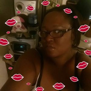 Meet your Posher, Latoya